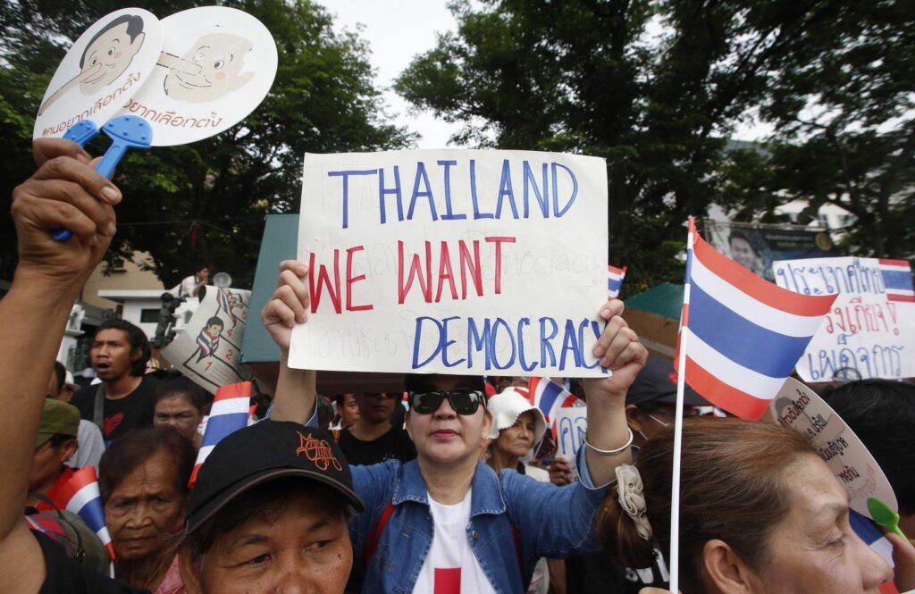 HUKUMAN LSM AKAN MEMBERIKAN PUKULAN TERHADAP HAM DI THAILAND